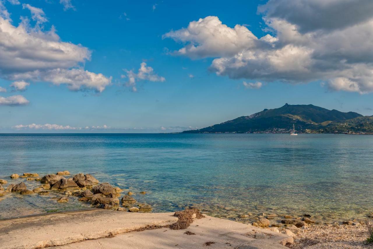 Mandy Seafront Apartments Zakynthos Town Exterior foto